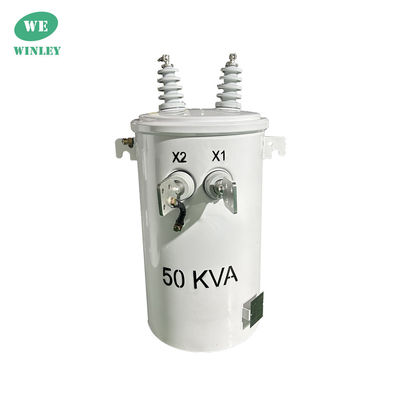 Tipo de óleo do transformador montado num pólo de fase única de 50kva Distribuição 4160V a 120/240V CSA Normas ANSI/IEEE